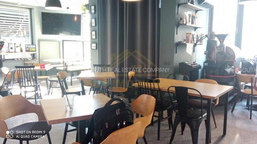 Spatiu Comercial  90mp+terasa 67mp Mall La strada - 7