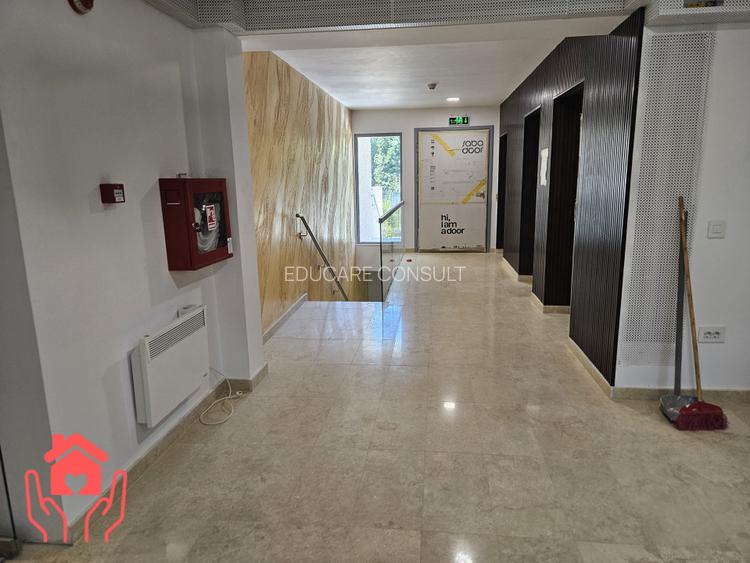 Aeroportul Baneasa-Natura, liniste si relaxare in curtea privata! - 4