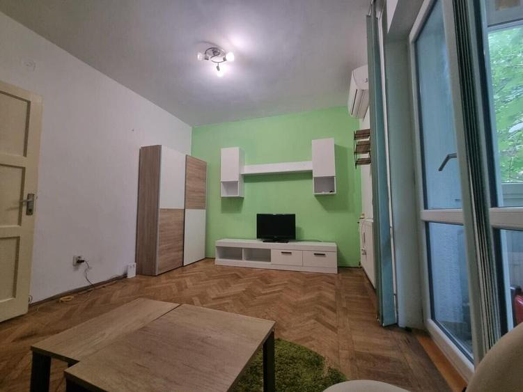 Baba Novac Rond, Bloc Mixt, 5 minute metroul Dristor- garsoniera