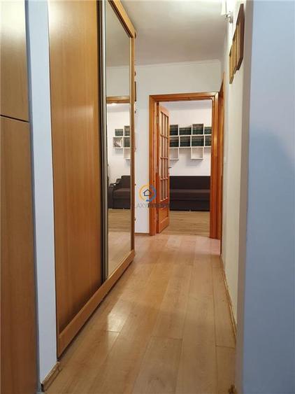 Vânzare apartament 4 camere Trivale