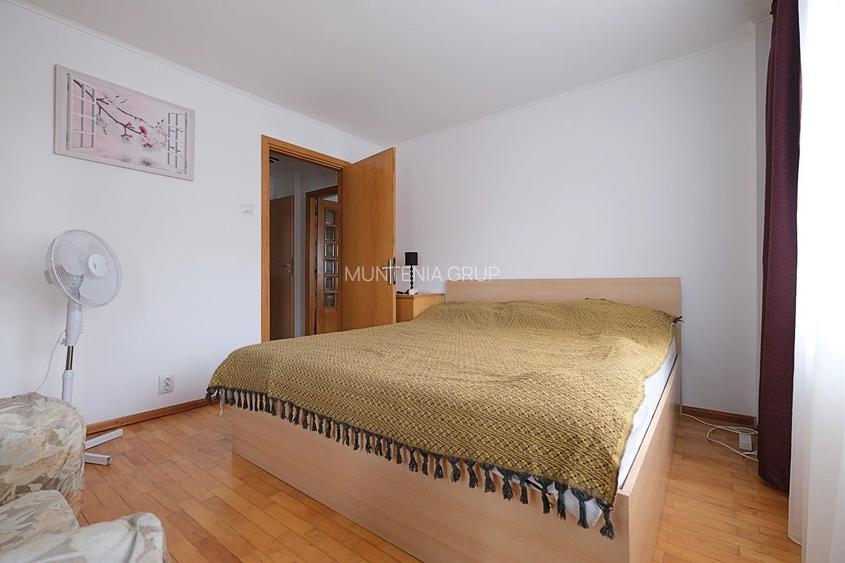 Cal. CALARASILOR, apartament 2 camere decomandate, mobilate si utilate, etaj 6/8 - 6