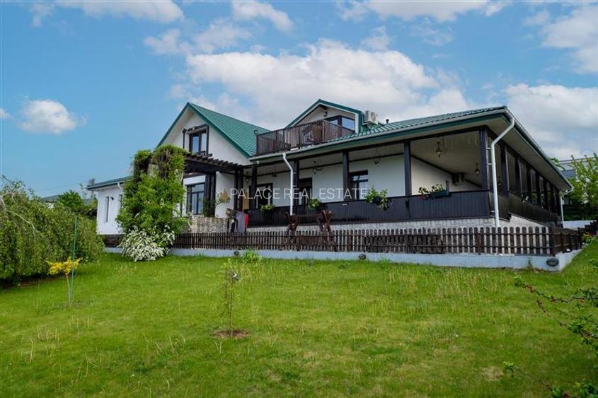 Vila de Vis cu Panorama Spectaculoasa ,INDEPENDENTA  ENERGETIC -Bucium - 2