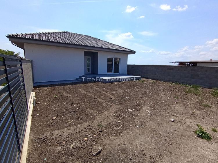 Sanandrei Casa Individuala Pe Parter, 3 Cam, Drum Asfaltat. Toate Utilitatiile - 2