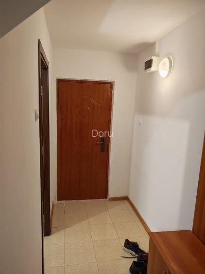Apartamen 2 camere ETAJ 1   Gata mobilat 1980 - 2