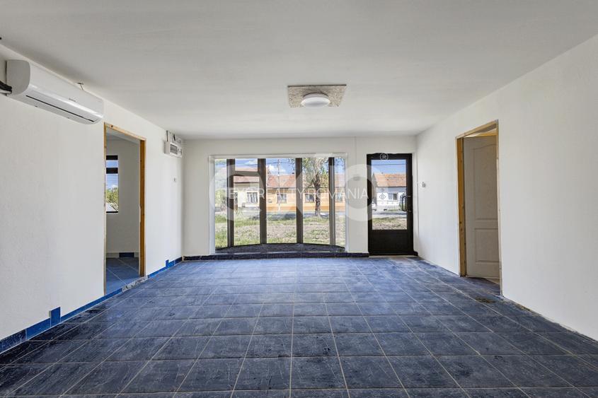 Spațiu Comercial + teren cu izvor de apă minerală în Bacova - 3