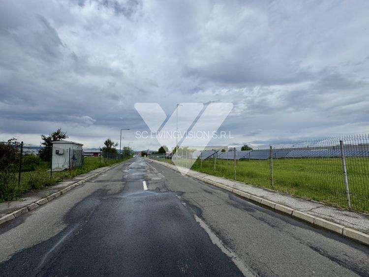 Teren intravilan industrial 11.059 mp, PUZ aprobat, asfalt - zona Vest - 4