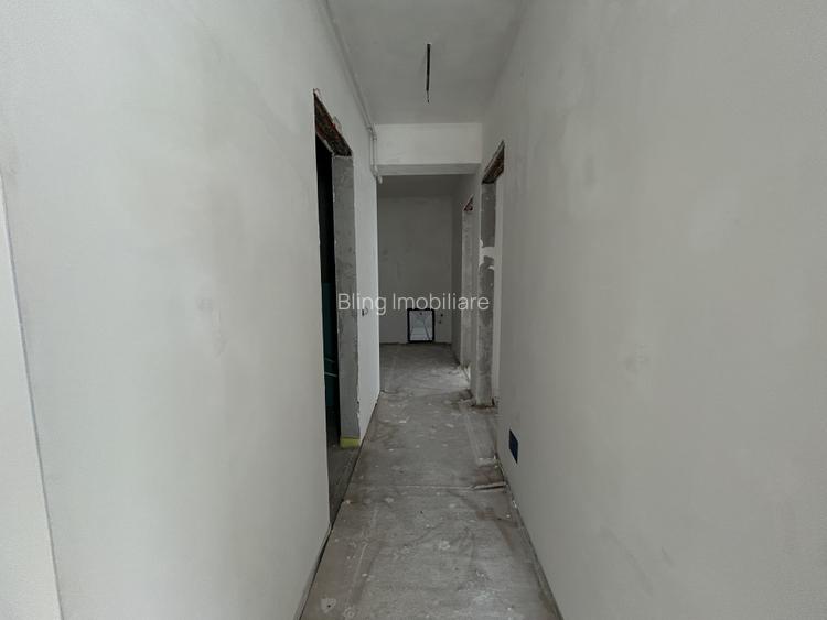 Apartament 3 camere, semidecomandat , finisat , zona Tineretului  - 3