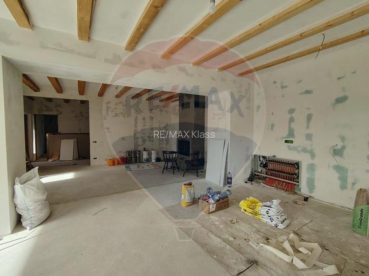 Lux Mediteranean si Intimitate pe 4.000 mp Domeniu Privat Gura Vaii - 11