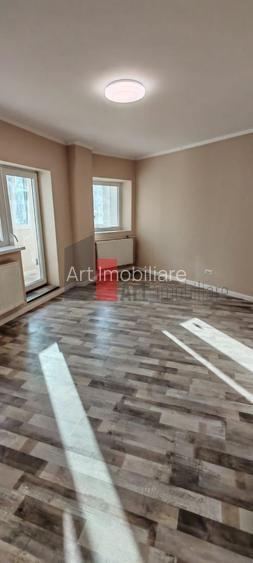 Vânzare apartament decomandat 3 camere Șos. Berceni - Spiru Haret - 26