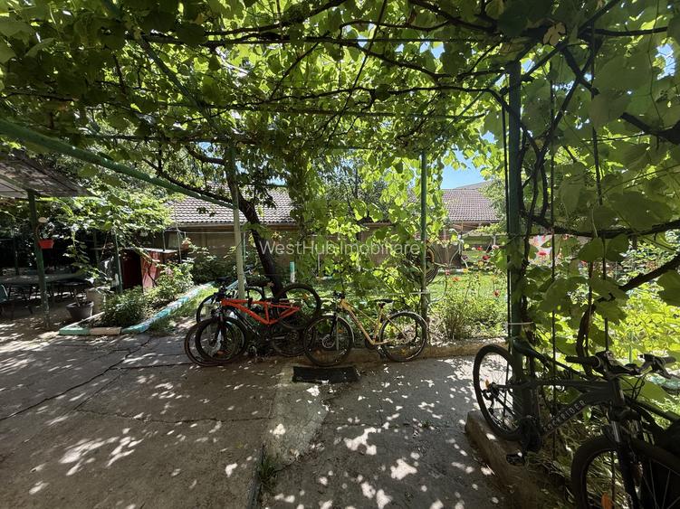 Apartament modern, 3 camere, decomandat, 69 mp utili, mobilat - Soarelu - 11