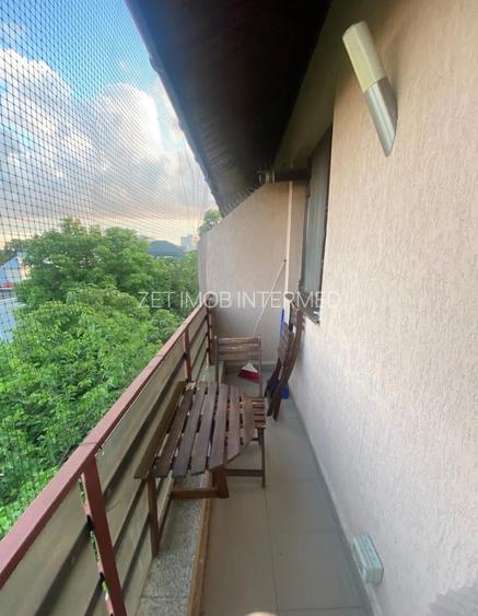 3 camere Bucurestii Noi - Teatru Masca - 7