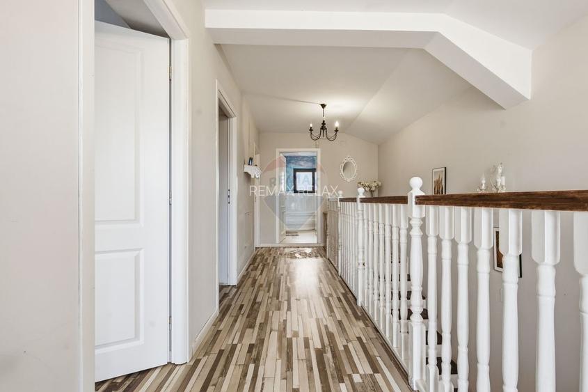 Casă elegantă de vânzare în Hlincea - 26