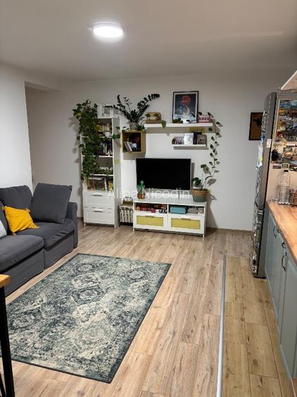 90.500 € | Apartament 3 camere + pod depozitare | Girocului | 54 mp | Proprietar - 11