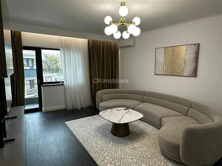 Vanzare Apartament 3 Camere Lux Primaverii - 2