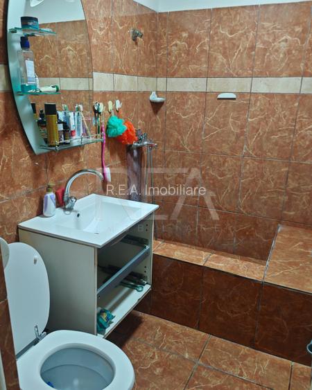 2 camere la 8 minute de mers pe jos de metroul Dristor 1  - 7