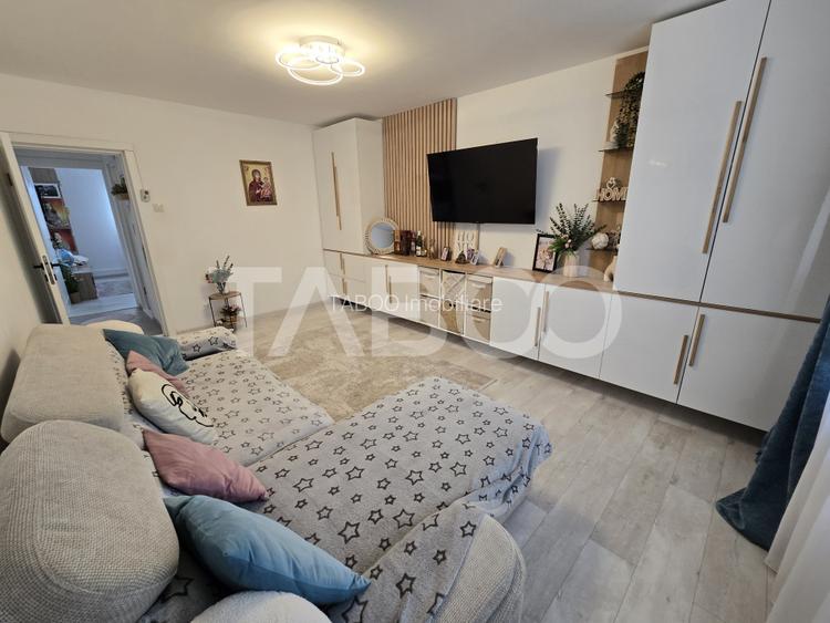 Apartament decomandat de vanzare mobilat pivnita Vasile Aaron Sibiu - 11