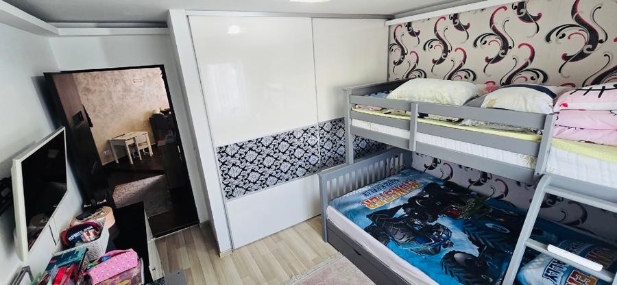 Vand apartament cu 2 camere , Tomis 3  - 8