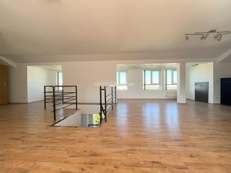 Apartament 4 camere, deosebit – mansardă spațioasa - 21