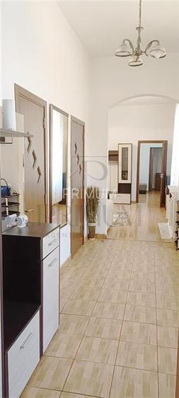 PIATA TRAIAN - 3CAMERE - SPATIOS - INALT - BOXA IN CF - CENTRALA PROPRIE - 7