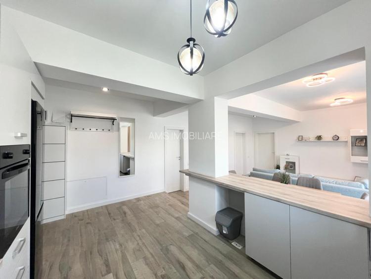 DEOSEBIT / SPATII GENEROASE / POSIBILITATE LOC PARCARE - 4