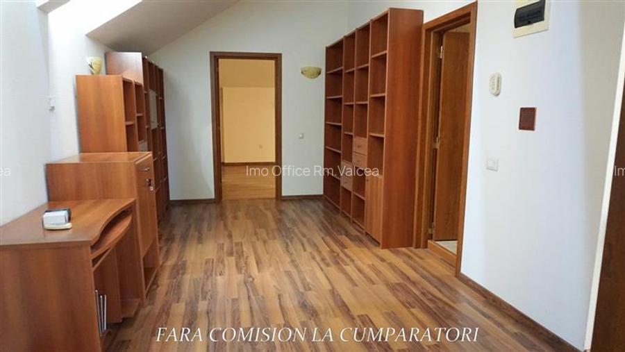 ELEGANTA SI LINISTE LA CATIVA PASI DE STATIUNILE VALCENE - 12