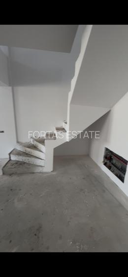 Penthouse de tip duplex! Aproape de metrou! Bloc GATA! - 2