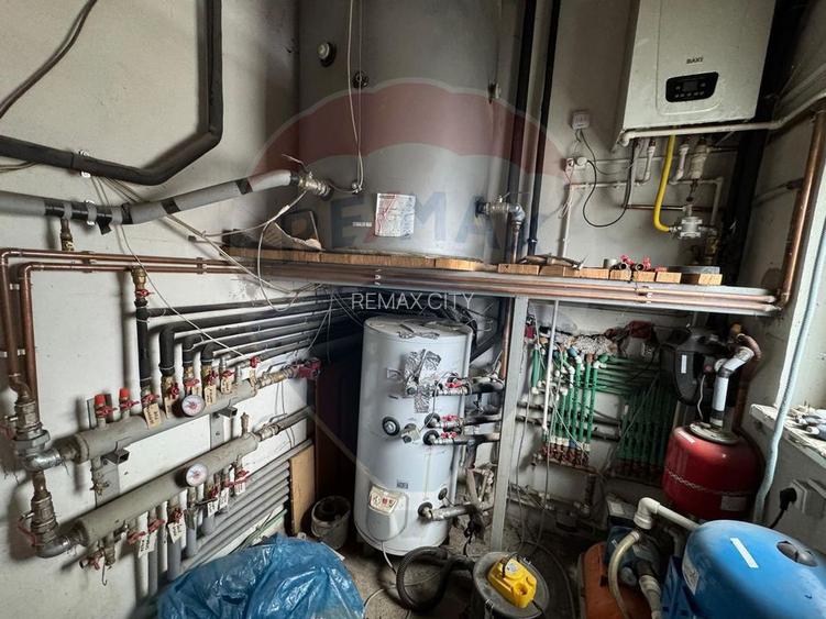 Casă / Vilă cu 6 camere de vânzare în zona Darmanesti - 26