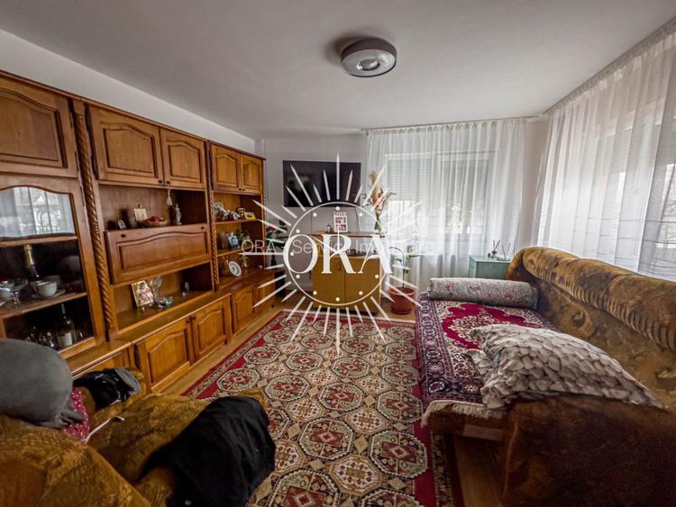 CASA INDIVIDUALA DE VANZARE IN ZONA IRIS - TEREN 1000 MP - OASULUI - 11