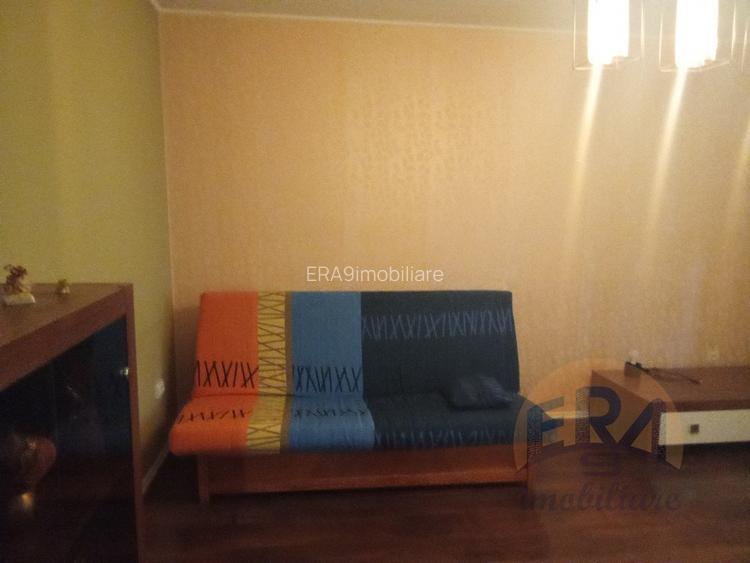 Apartament 4 camere,Bloc reabilitat ,Decebal, Str. Splaiul Crisanei - 7