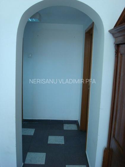 Bd.Unirii-Str.Traian-Str.Matei Basarab-Rin Hotel magazin inchiriere - 14