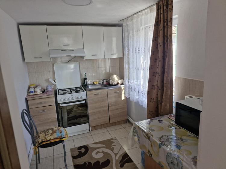 Casa frumoasa - zona linistita - 4