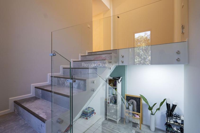 Casă / Vilă cu 5 camere de vânzare în zona Dealuri Oradea - 24