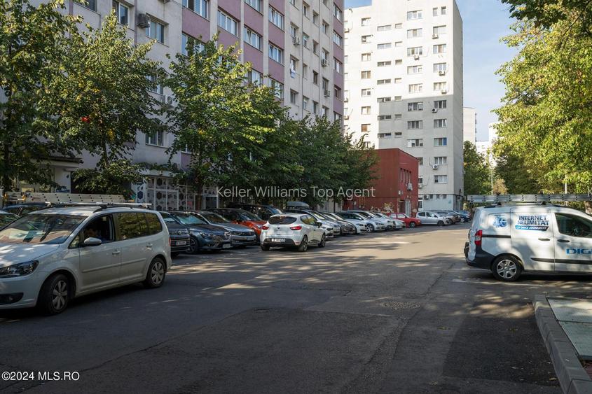 Apartament 2 camere, de inchiriat la doar 240m de statia de metrou 1 Decembrie 1 - 13