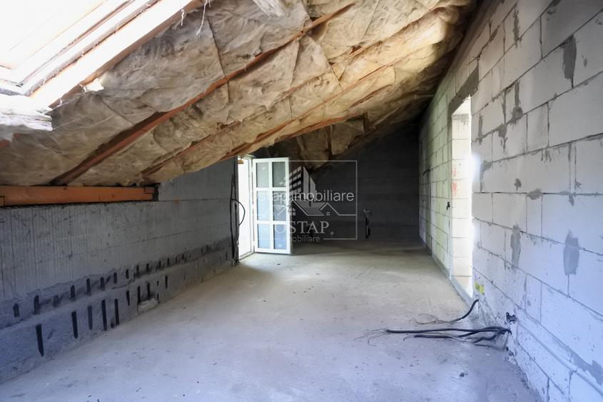 Șerbanesti - strada Siretului - vila la gri - P+M - teren 1.000 mp - 10