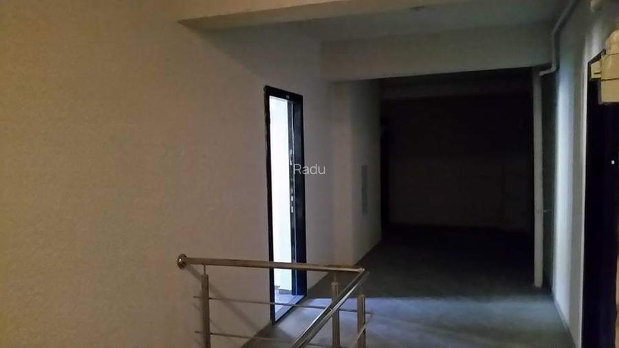 Proprietar inchiriez ap 2 cam bloc 2017 - Gura Metrou Berceni la 2 min - 9