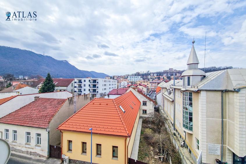 Decomandat, 3 camere, 91 mp., ultracentral, et. 2  din 4, vedere catre Tampa, - 7