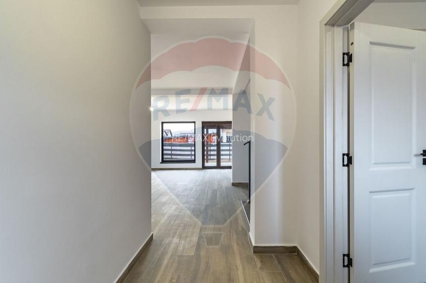 DUPLEX 8 camere de vanzare| Constructie noua| Izvor, BV | Comision 0% - 35