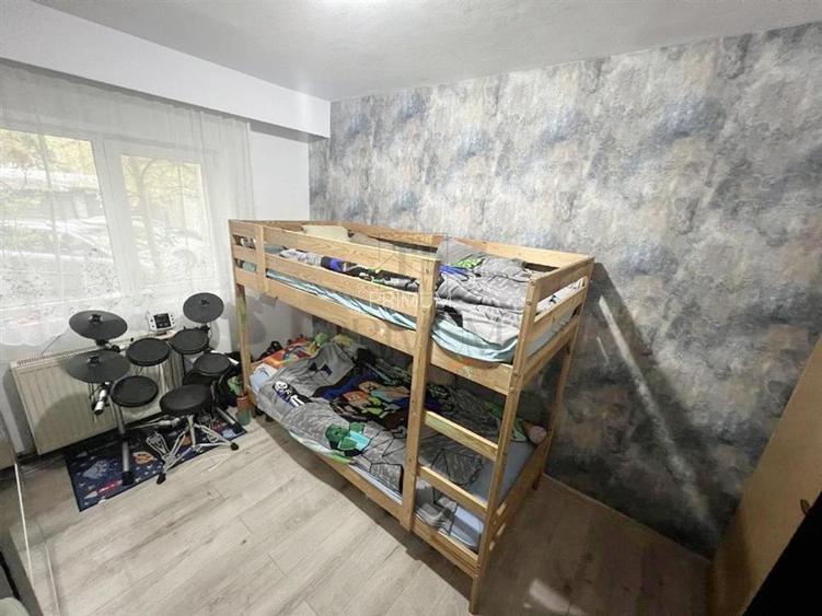 GIROCULUI -3 CAM -RENOVAT -DECOM. -CENTRALA/AC -SPATIOS -BOXA - 4