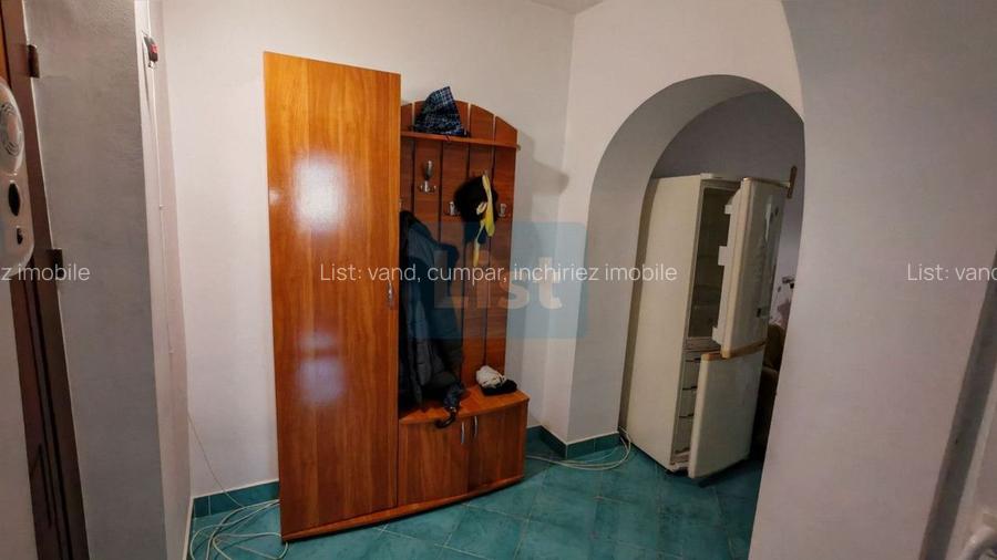 De vanzare apartament spatios cu 4 camere decomandate, zona gării - 6