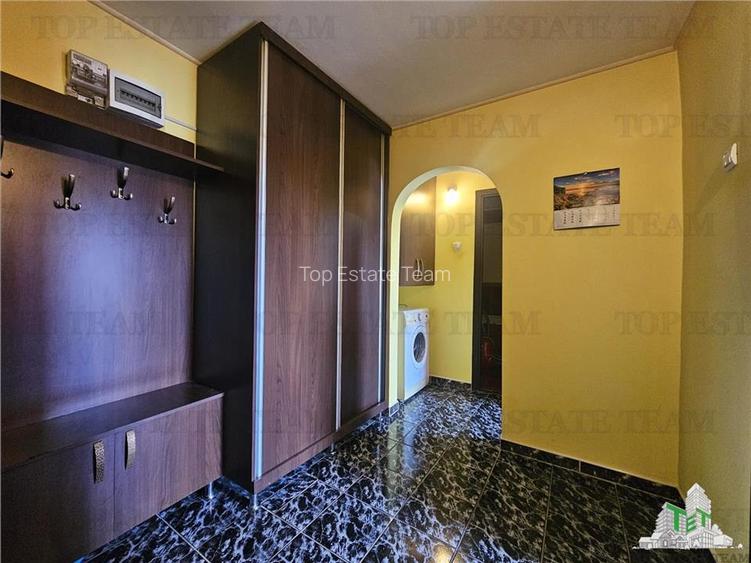 Apartament 2 camere etaj 4/4 curat si luminos - Poarta 6, Constanta - 18