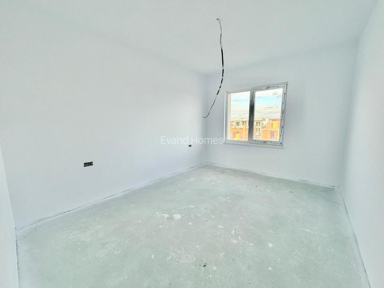 Duplex individual cu 4 camere + toate utilitatile - Mosnita - 9