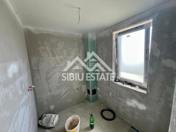 Casă Individuală cu Garaj , Calea Cisnadiei, zona Casa de Apă - 11