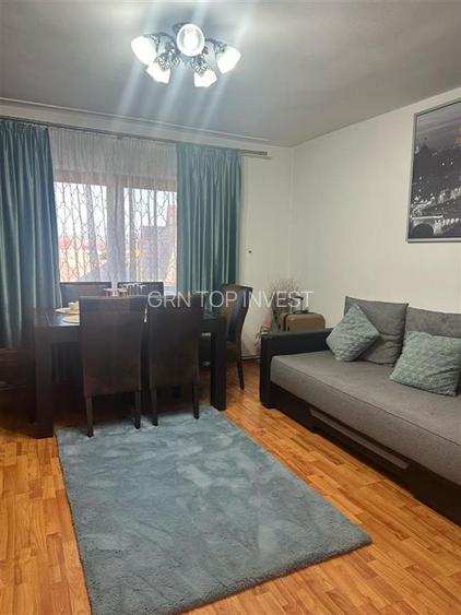 Casa individuala 6 camere 200mp curte zona Selimbar - 12