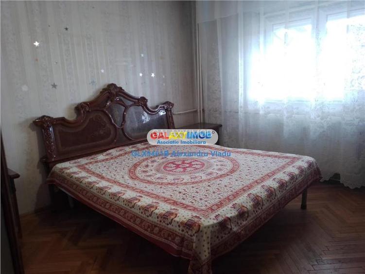 Vanzare 3 camere decomandat, etaj intermediar,bloc 1989, Vitan Mall - 4