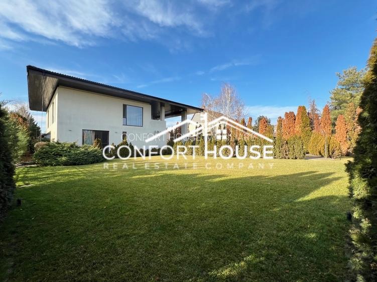 Vila cu arhitectura moderna,  piscina, cartier rezidential, IANCU NICOLAE - 55