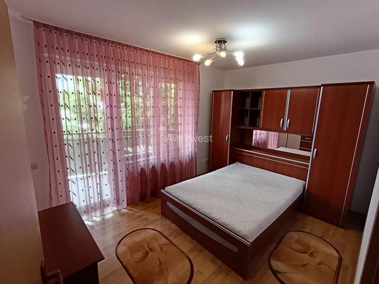 Apartament spatios de 3 camere, str. Bistritei - 8