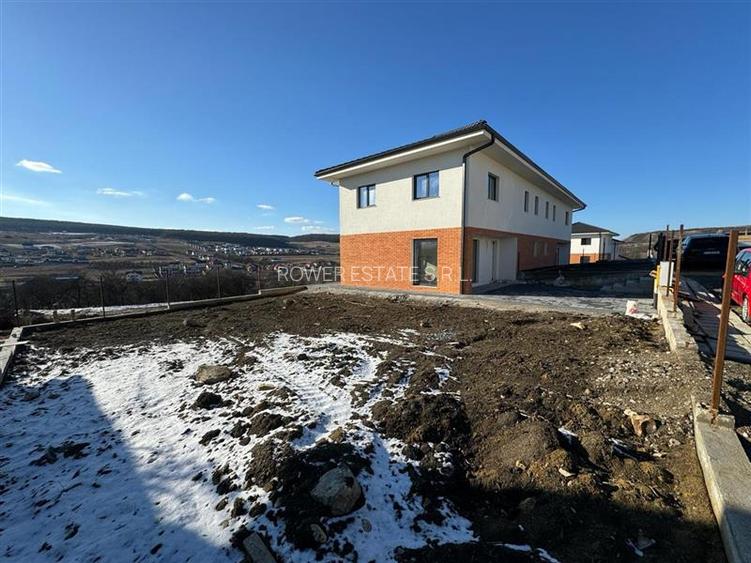 Casa Tip Duplex situata in Chinteni!350 Mp Teren!118 Mp utili! - 21