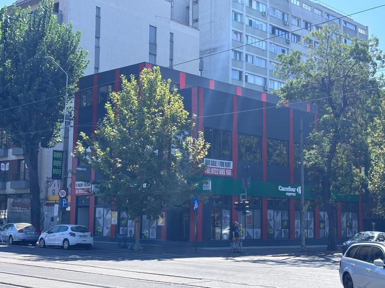 Spațiu comercial de închiriat Bd. Basarabia 64, etaj 2, acces dublu, 225mp - 3