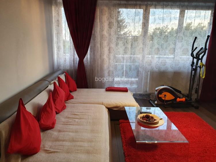 Inchiriere 2 camere_conacul Castanilor - 2