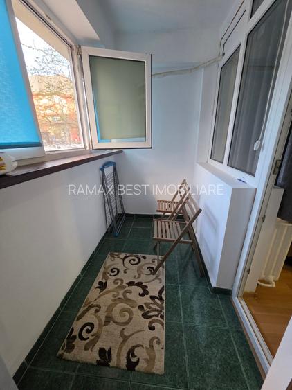 Trapezului, 5 minute metrou 1 Decembrie 1918, bloc 1978, reabilitat - 3